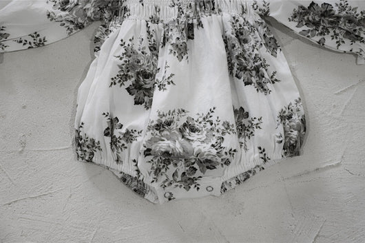 Mameluco Retro para Bebé con Flores Grandes y Fruncido, Manga Larga - Image 21