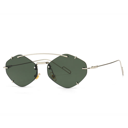 Metal frameless sunglasses for women with geometric gradient gray lenses and a silver-colored frame. - Image 27