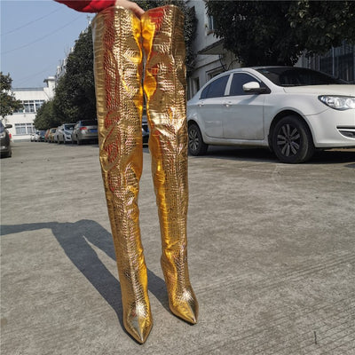 Tacones Dorados Over the Knee con Cierre Trasero - Image 8