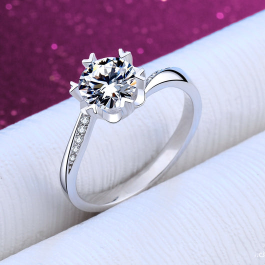 Anillo de Plata 925 con Piedra Moissanita D Color - Diseño Ocho Corazones Ocho Flechas - Image 7