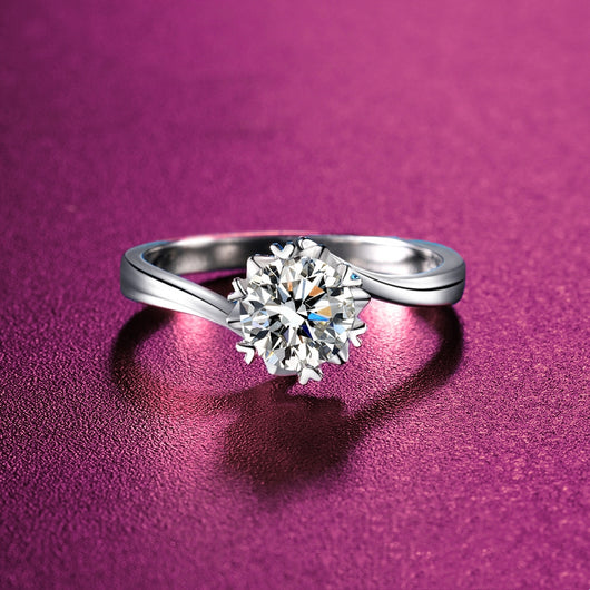 Anillo de Plata 925 con Piedra Moissanita D Color - Diseño Ocho Corazones Ocho Flechas - Image 10