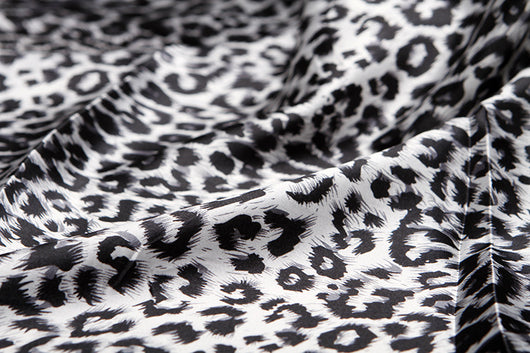 Pañuelo Cuadrado de Seda Artificial Satinada Estampado - Image 29