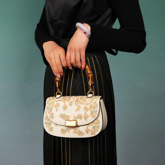 Bolso de Bambú para Dama con Detalles de Cuero Bordado - Image 10