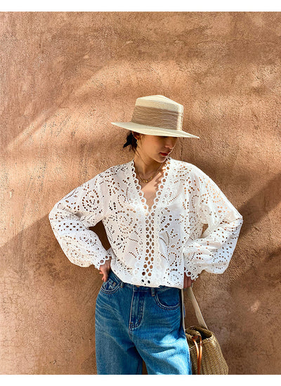 Blusa Blanca de Algodón con Bordado Diseño Elegante Manga Larga para Mujer - Image 15