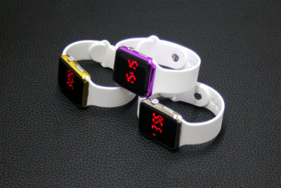 Reloj Digital LED Cuadrado con Tecnología Moderna - Image 60