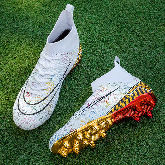 Botines de Fútbol Profesionales con Suela Dorada para Pasto Sintético - Image 14