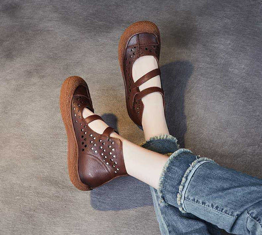 Sandalias Planas de Cuero Retro con Diseño Calado y Suela Antideslizante - Image 23