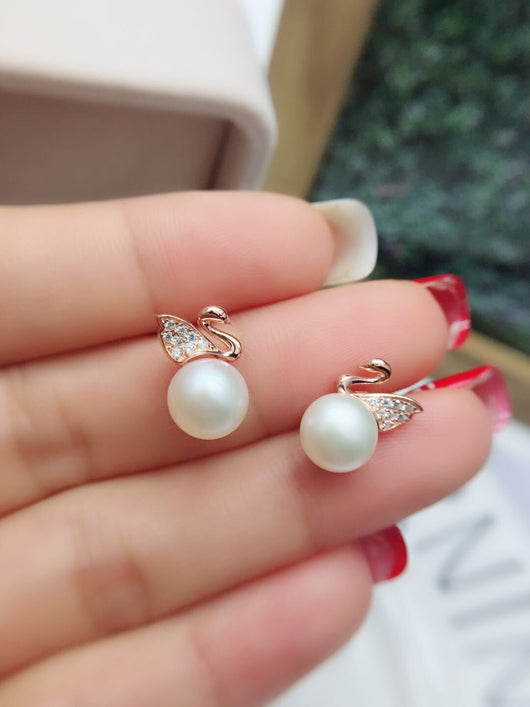 Aretes de Plata S925 con Perla de Agua Dulce Diseño Cisne - Image 8
