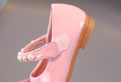 Zapatos de Cuero para Niñas con Hebilla Perla y Suela Suave - Image 22