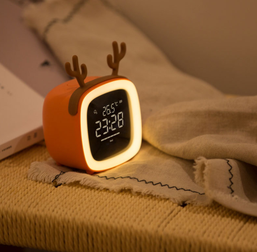 Reloj Despertador Digital con Luz Nocturna, Termómetro y Carga USB para Niños - Image 35