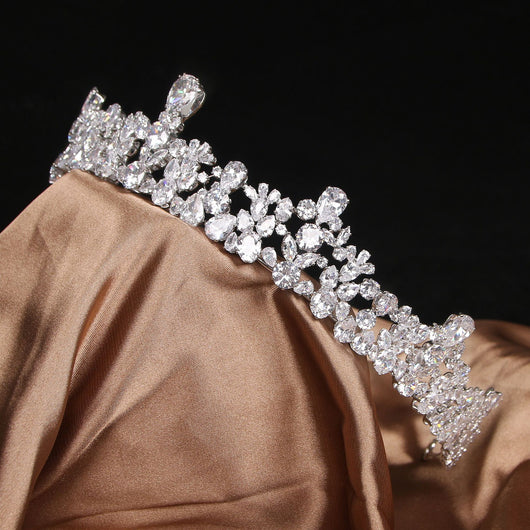 Corona Nupcial Princesa para Novia - Image 9