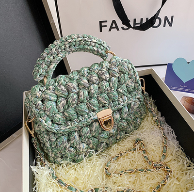 Bolsa Mensajera Tejida a Mano - Diseño Artesanal Crochet - Image 24
