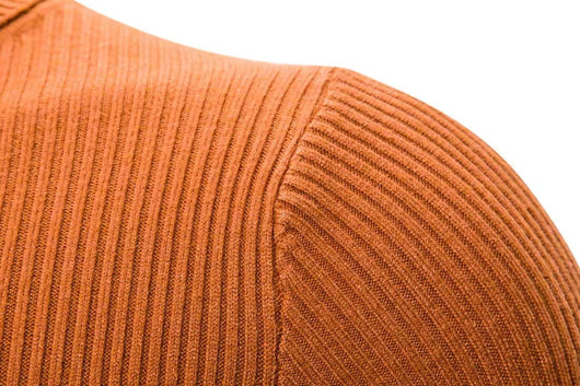 Suéter Cuello Alto Slim Fit en Colores Sólidos para Hombre - Image 33