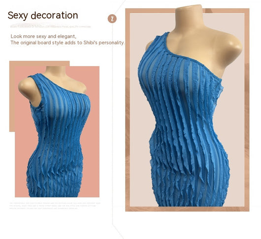Vestido Ceñido de Cintura Alta sin Espalda - Image 11