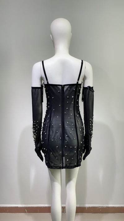 Guantes con Strass y Vestido de Malla Negra Sensual con Tirantes - Image 15