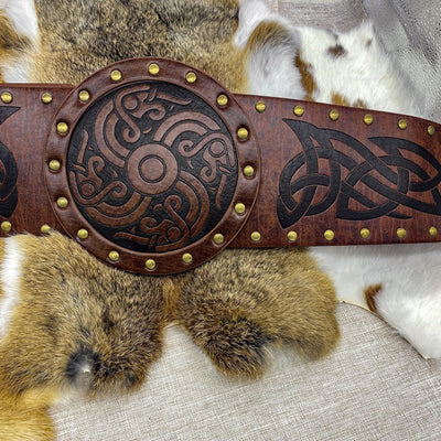 Cinturón Ancho Retro Estilo Caballero con Hebilla Medieval - Image 19