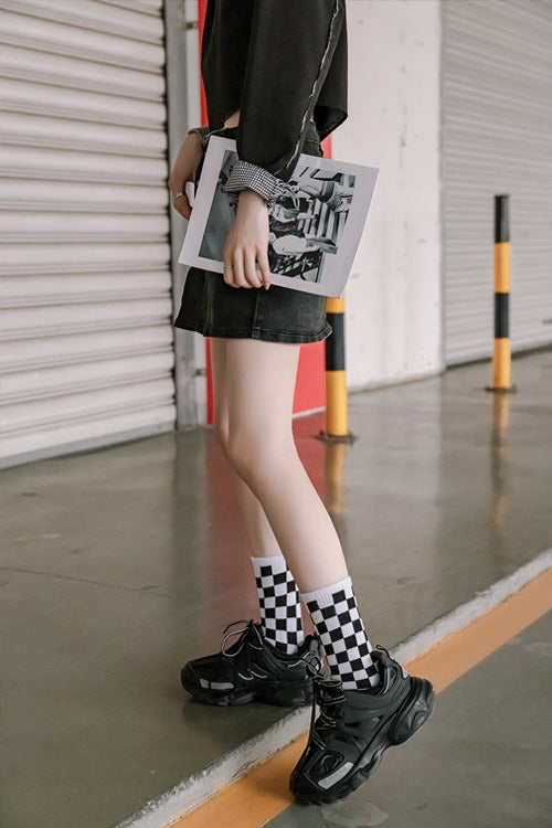 Calcetines Tubo Estilo Ajedrez para Mujer - Image 24