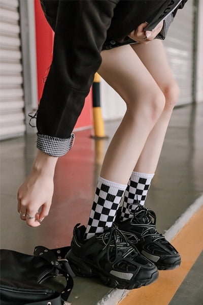 Calcetines Tubo Estilo Ajedrez para Mujer - Image 29