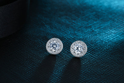 Aretes de Diamantes Clásicos - Image 8