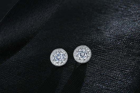 Aretes de Diamantes Clásicos - Image 9