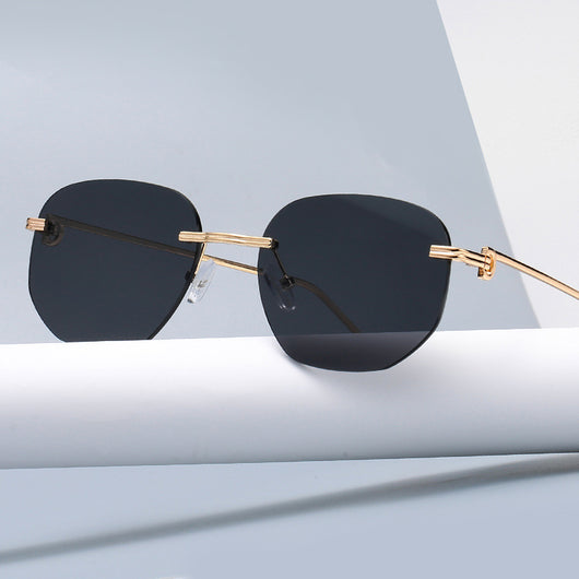Gafas de Sol Marco Pequeño con Bordes Cortados para Mujer - Image 16