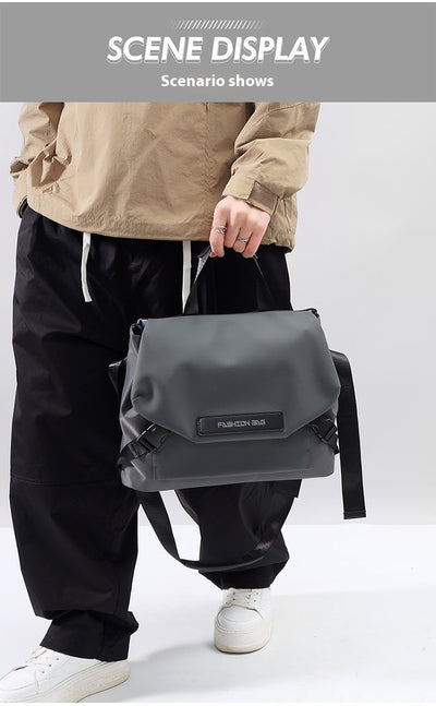 Bolsa Crossbody Impermeable para Ciclismo y Viajes - Compacta y Resistente - Image 24