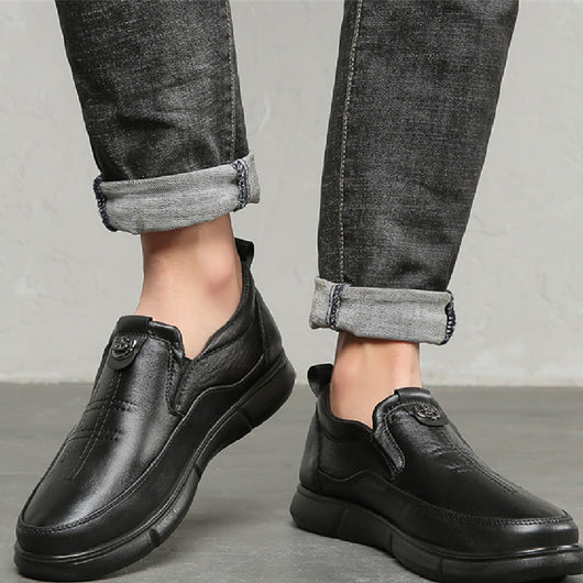 Zapatos de Cuero para Hombre con Suela Blanda - Comodidad para Adultos Mayores - Image 11