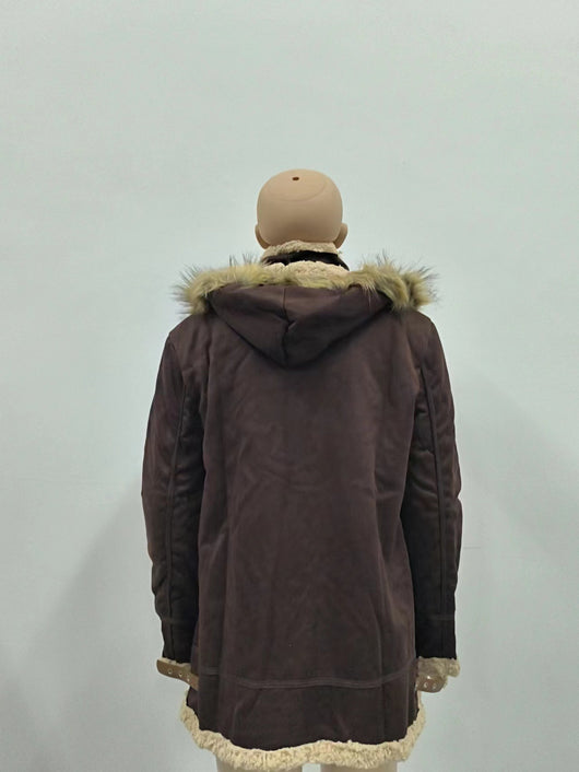 Abrigo Acolchado para Hombre con Cuello de Pelaje Integrado - Image 16