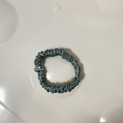 Cintas y Lazos de Seda para el Cabello de Niña - Image 24