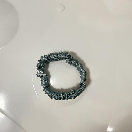 Cintas y Lazos de Seda para el Cabello de Niña - Image 24