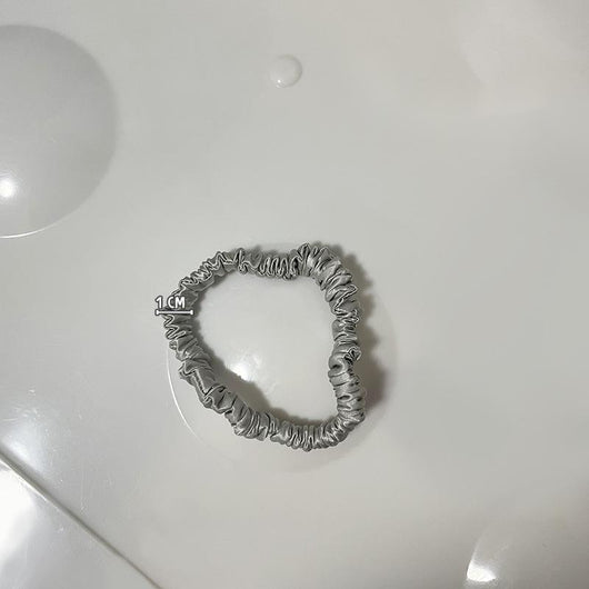 Cintas y Lazos de Seda para el Cabello de Niña - Image 28