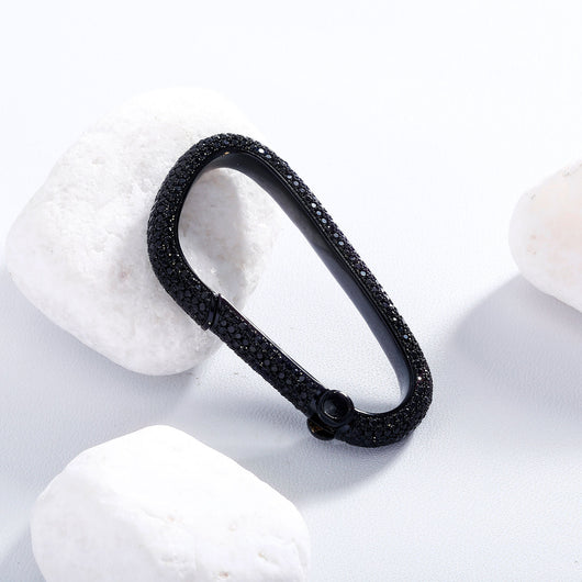 Llavero para Hombre Negro Elegante con Circonita Brillante - Image 9