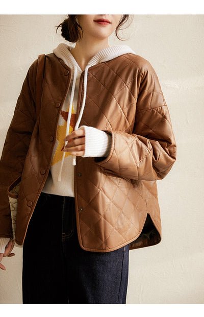 Abrigo de Piel de Oveja con Patrón Rombos para Mujer - Image 21