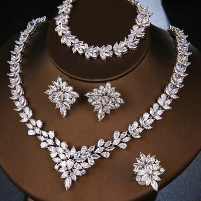 Conjunto de 4 Collares y Pulseras de Cobre con Circonitas Micropavé - Image 13