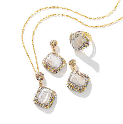 Juego de Tres Piezas: Collar, Aretes y Anillo de Diseño Exclusivo - Image 14
