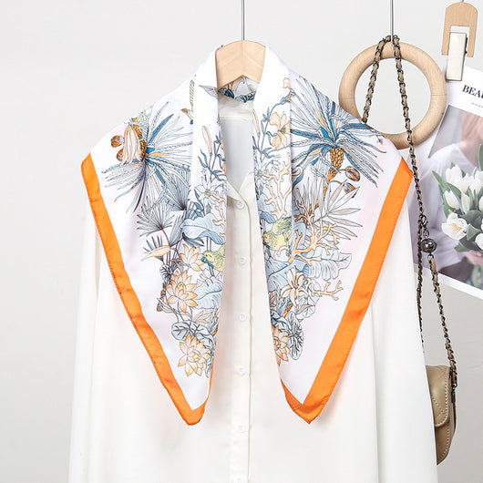 Pañuelo de Seda Estampado para Mujer - Image 18