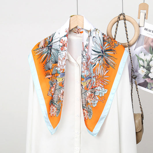 Pañuelo de Seda Estampado para Mujer - Image 24