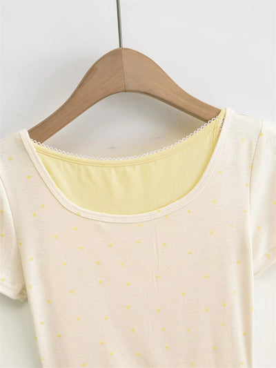 Conjunto de Dos Piezas con Lunares - Blusa Corta y Short Coordinado - Image 12