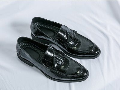 Zapatos de Cuero Estilo Británico con Punta Aguda - Cómodos y Elegantes - Image 9