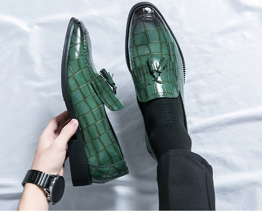 Zapatos de Cuero Estilo Británico con Punta Aguda - Cómodos y Elegantes - Image 20