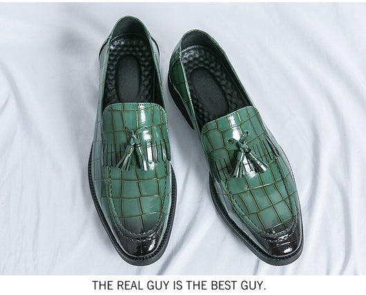 Zapatos de Cuero Estilo Británico con Punta Aguda - Cómodos y Elegantes - Image 21