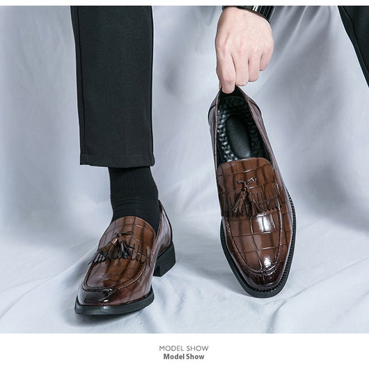 Zapatos de Cuero Estilo Británico con Punta Aguda - Cómodos y Elegantes - Image 22