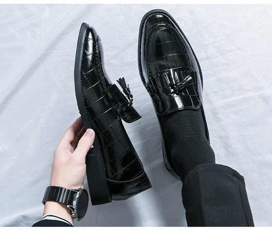 Zapatos de Cuero Estilo Británico con Punta Aguda - Cómodos y Elegantes - Image 23
