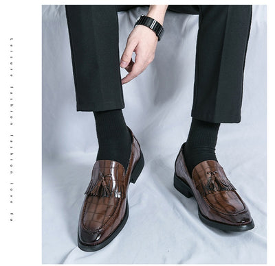 Zapatos de Cuero Estilo Británico con Punta Aguda - Cómodos y Elegantes - Image 24