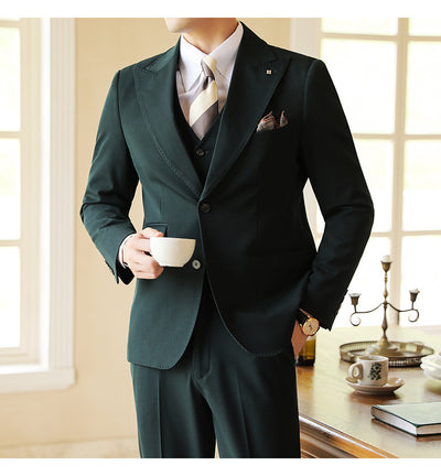 Traje de Novio Premium Tres Piezas Color Caramelo con Solapa Clásica - Image 17