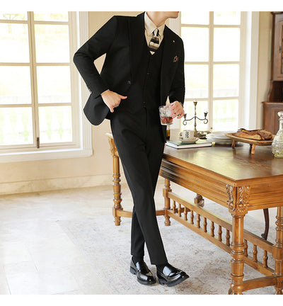 Traje de Novio Premium Tres Piezas Color Caramelo con Solapa Clásica - Image 26