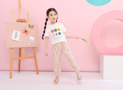 Playera Infantil con Estampado Floral de Manga Corta - Image 22