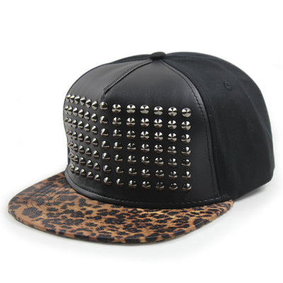 Gorra de Béisbol Hip Hop con Remaches Metálicos - Image 15