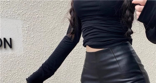 Pantalones de Cuero Sintético Cintura Alta Shorts Sexy Estilo Moderno - Image 10
