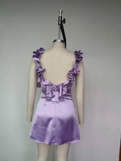 Vestido Satinado Entallado con Volantes y Detalles de Costura - Image 23